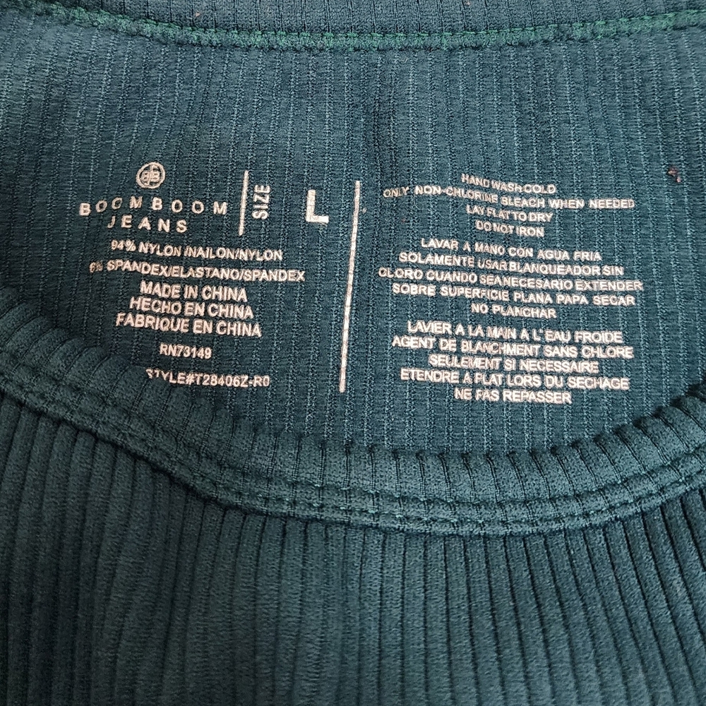 Green Ribbed  Crop Top - Picture 6 of 8
